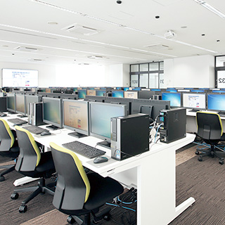 Information Technology Lab Room